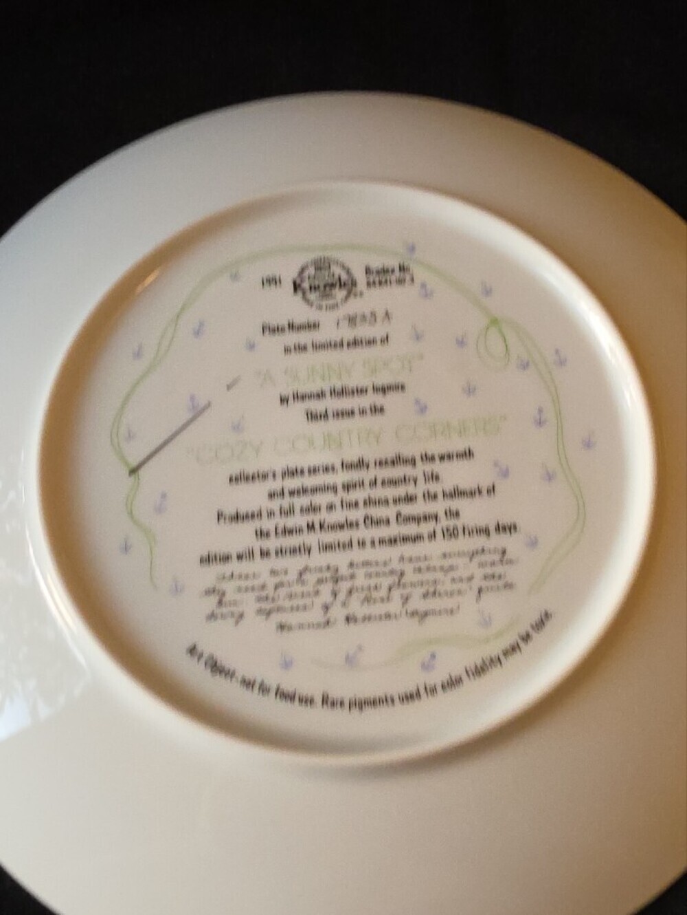 Knowles "A Sunny Spot" By Hannah Hollister Ingmire Decorative Plate - Picture 4 of 4